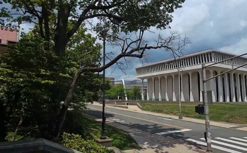 郭旭在澳洲哪个大学留学？